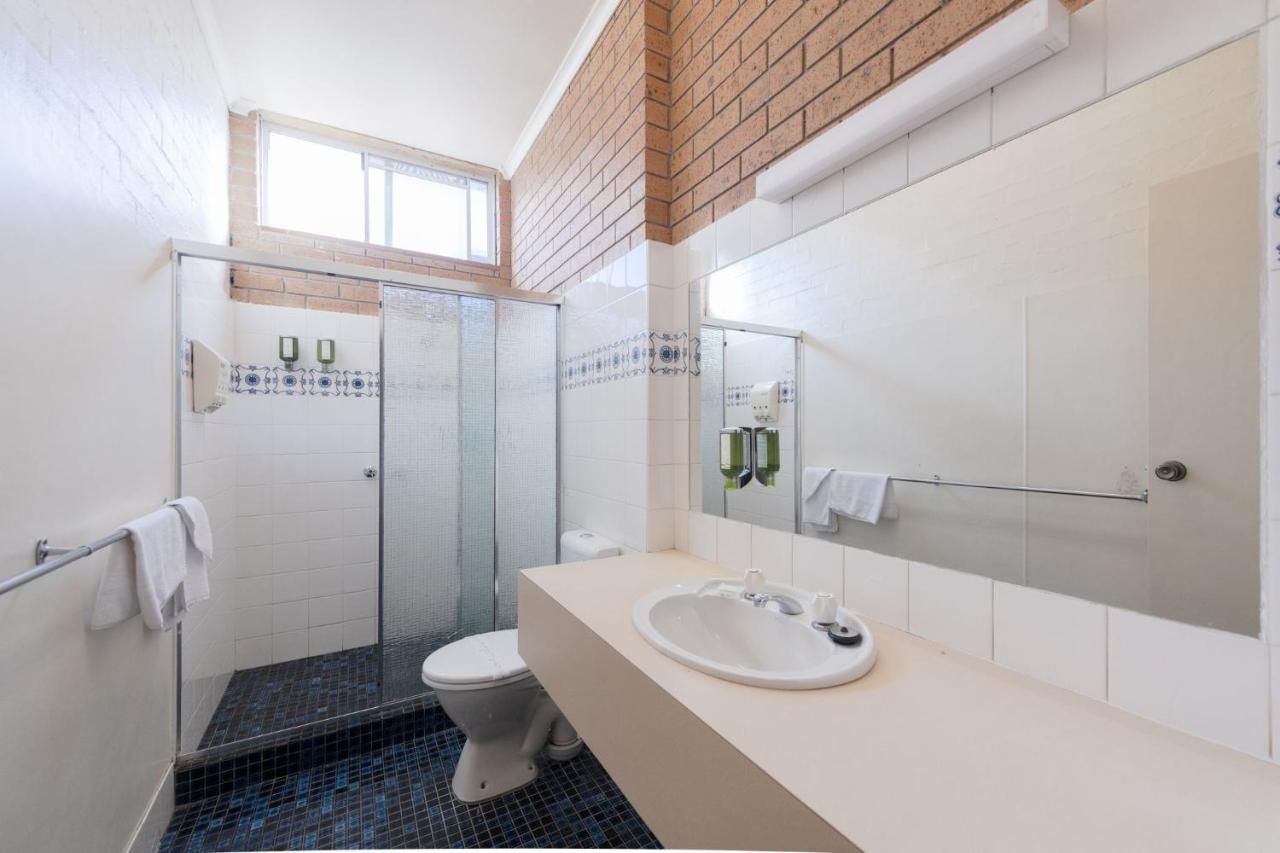 Colac Mid City Motor Inn מראה חיצוני תמונה