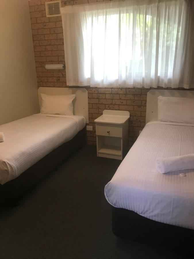 Colac Mid City Motor Inn מראה חיצוני תמונה