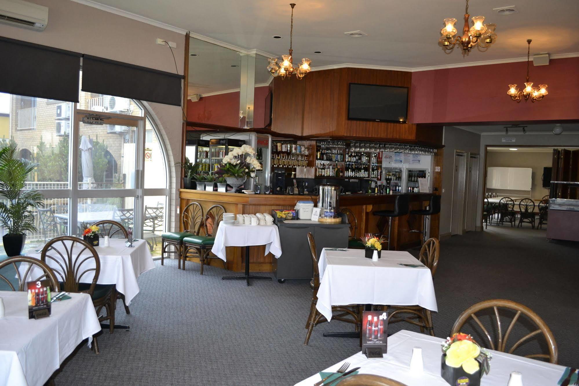 Colac Mid City Motor Inn מראה חיצוני תמונה