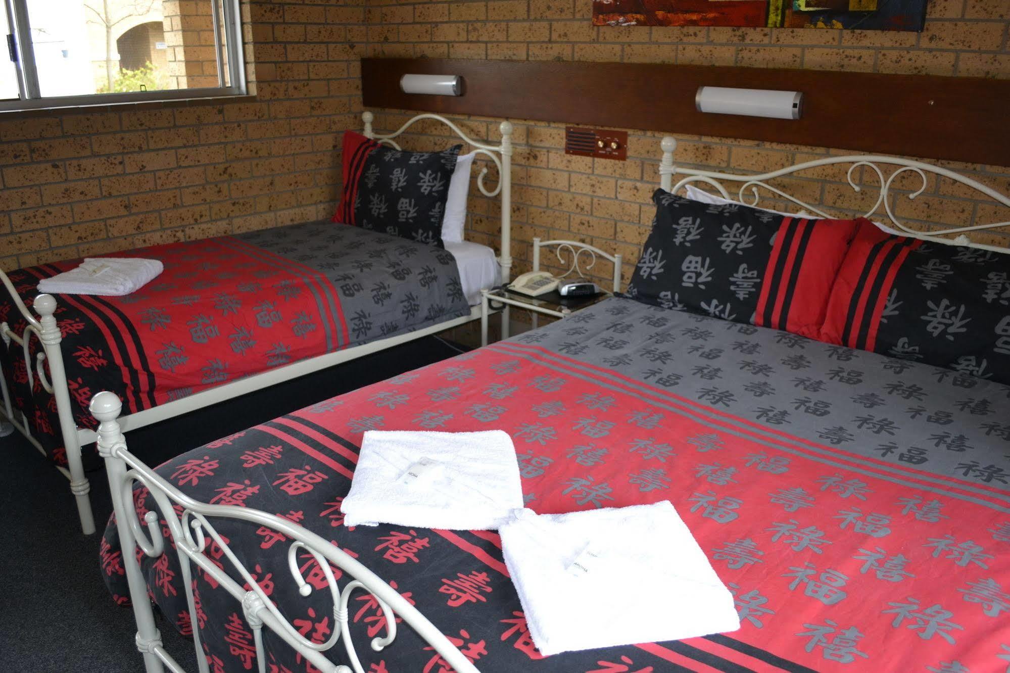 Colac Mid City Motor Inn מראה חיצוני תמונה