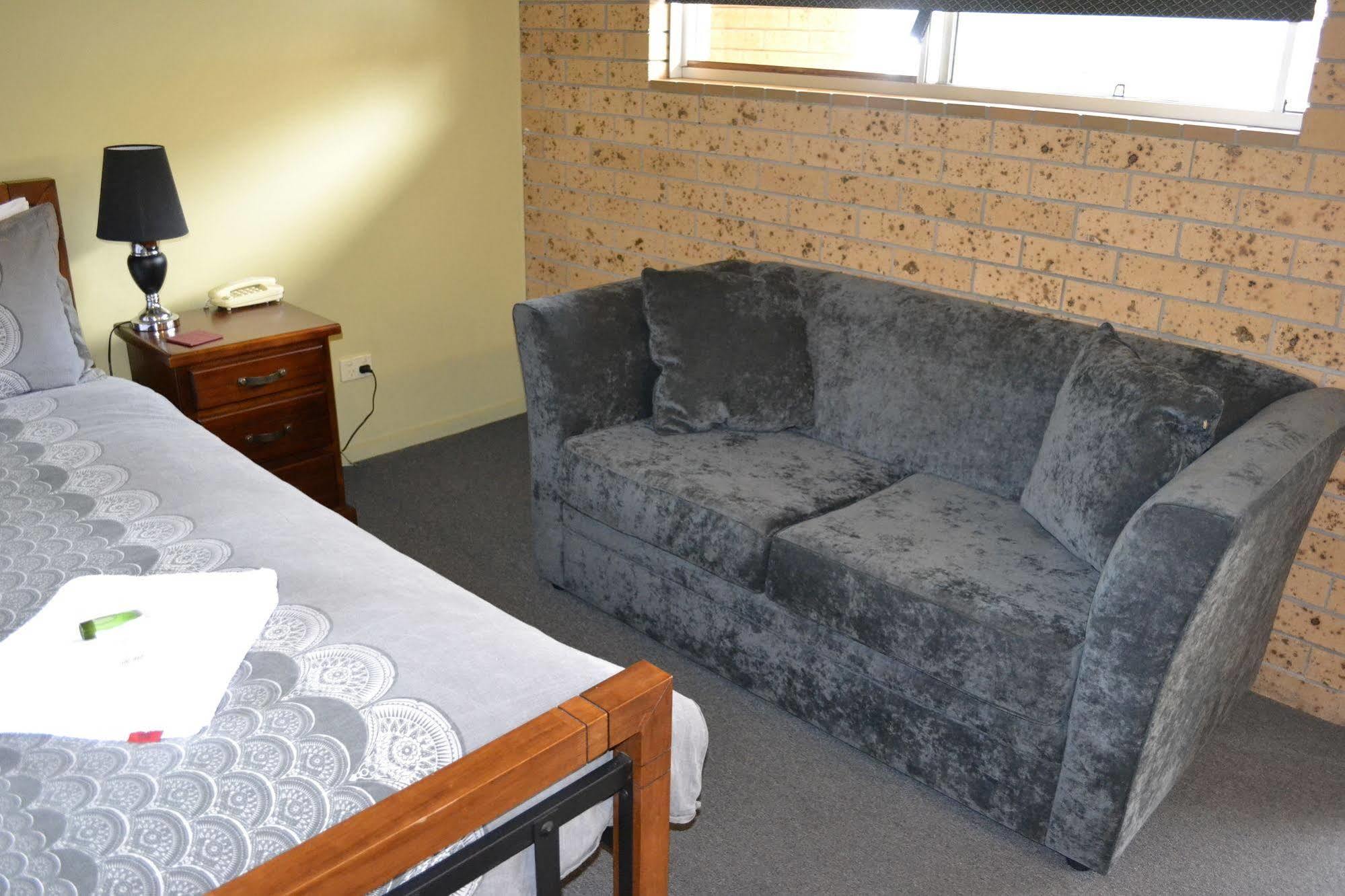 Colac Mid City Motor Inn מראה חיצוני תמונה