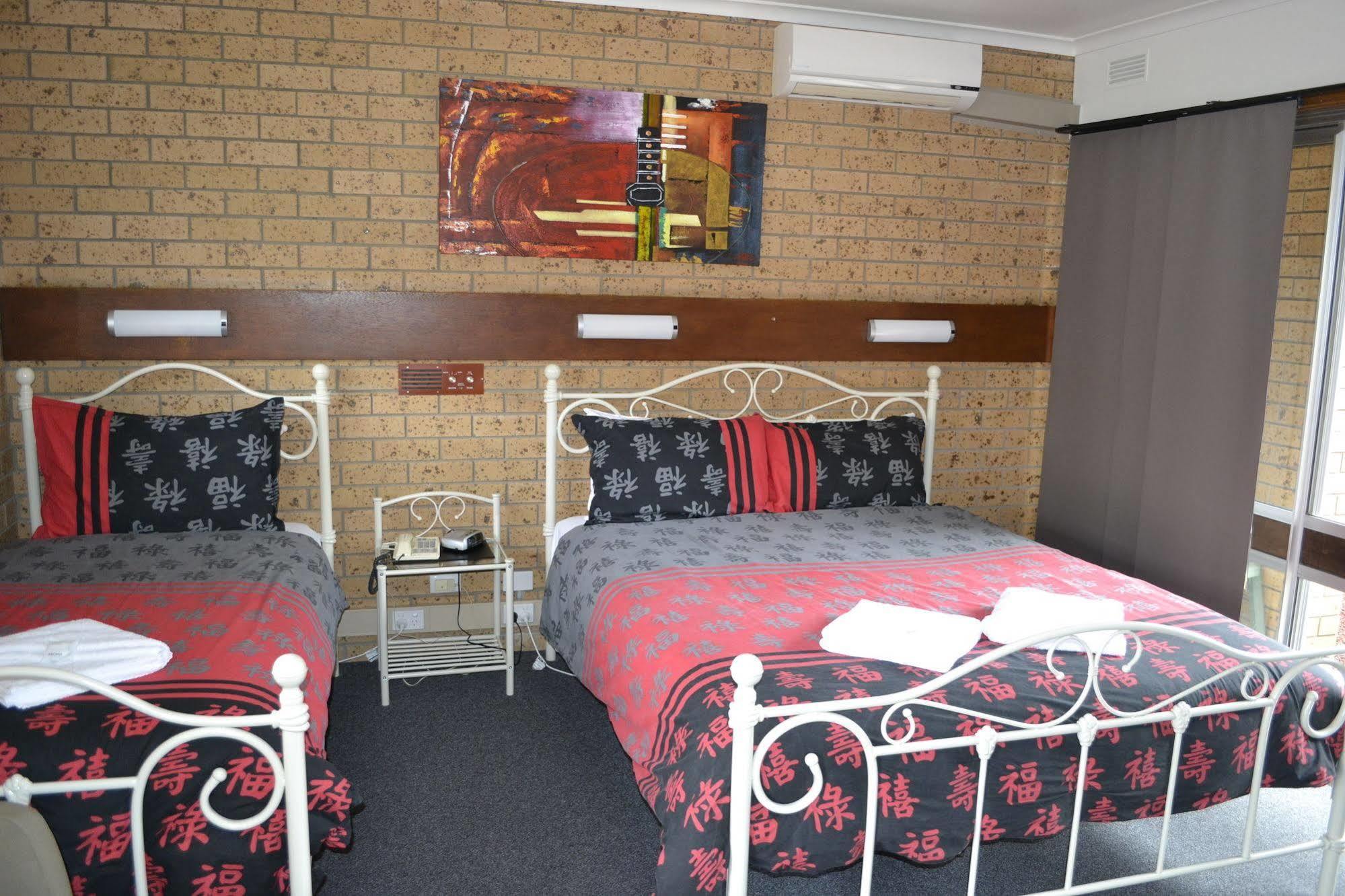 Colac Mid City Motor Inn מראה חיצוני תמונה