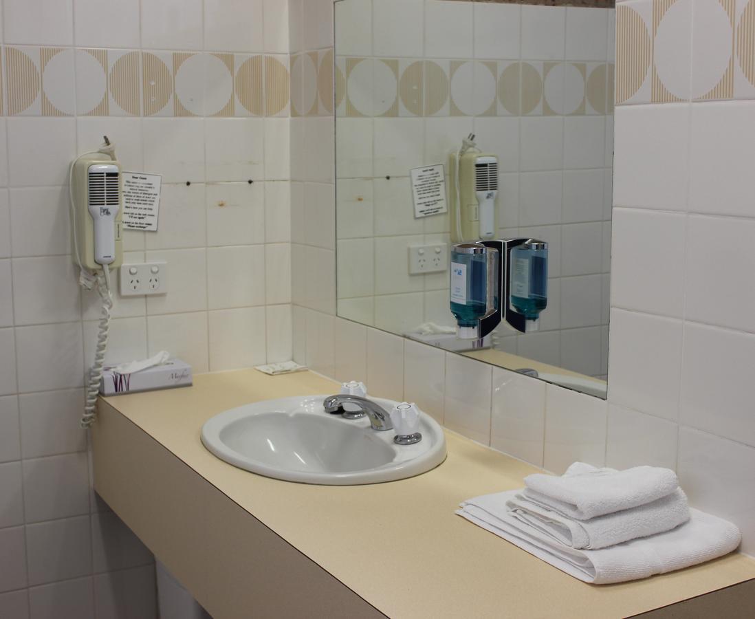 Colac Mid City Motor Inn מראה חיצוני תמונה
